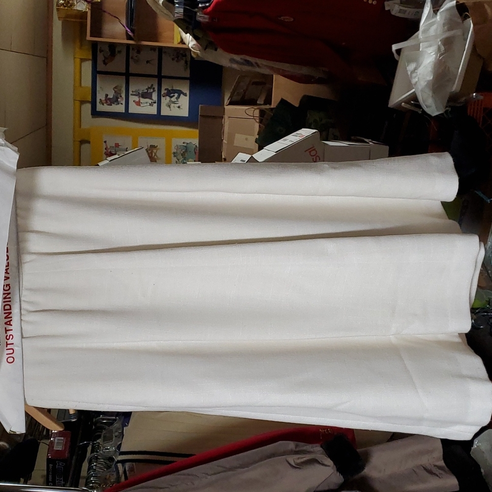 Suit - Picture 2 of 6